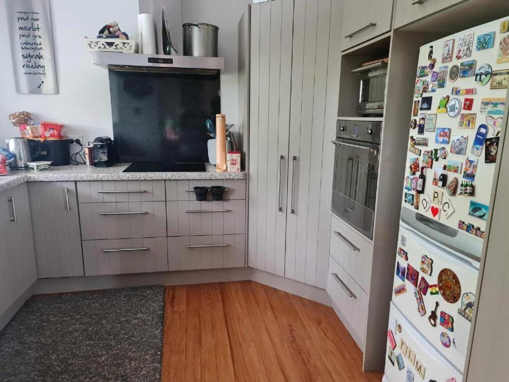 Kk Boarding Holiday House Hamilton Dış mekan fotoğraf